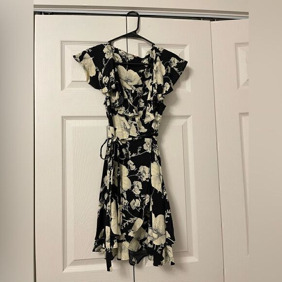 Free People Dresses & Skirts - Free people wrap dress